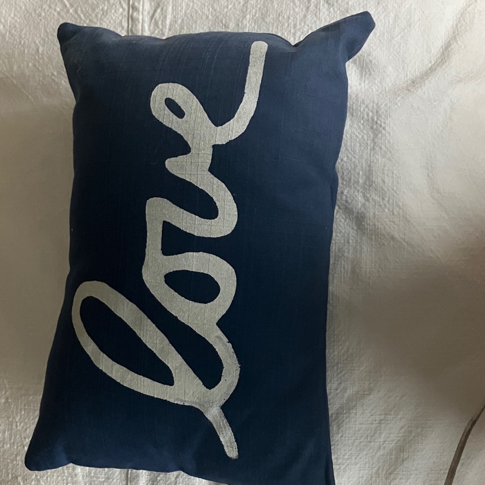 Navy Blue Pillow with White 'Love' Script